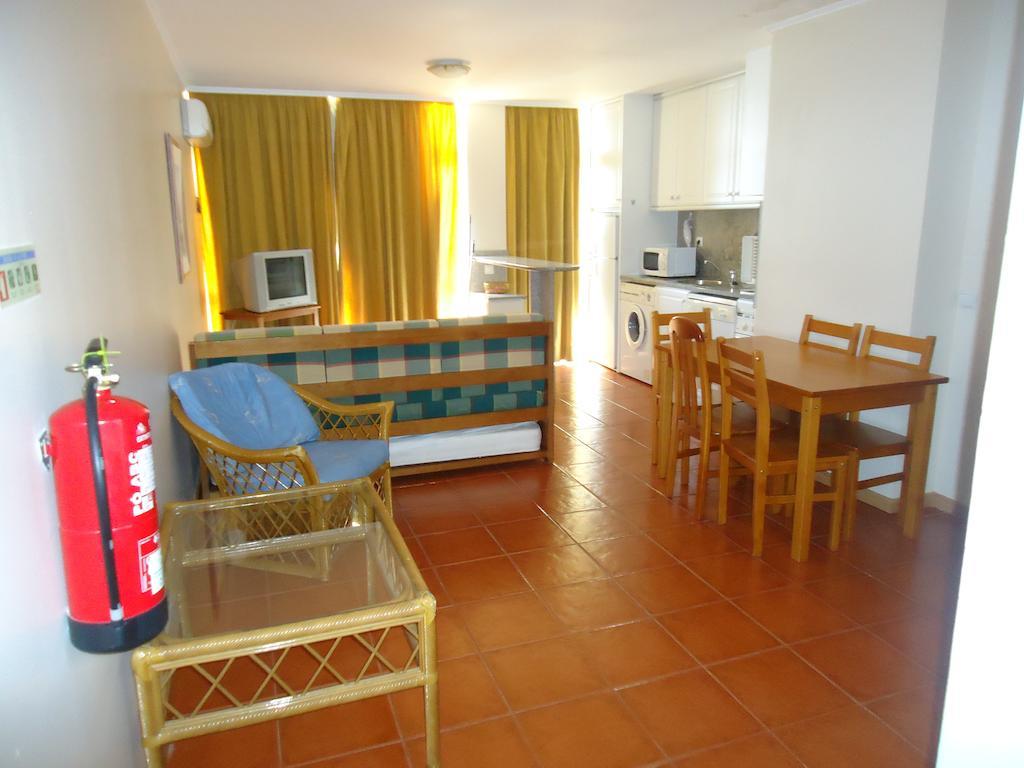 Apartamentos Varandas Da Rocha Portimao Ruang foto